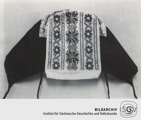 Gestickter Haubenboden aus Groß Partwitz