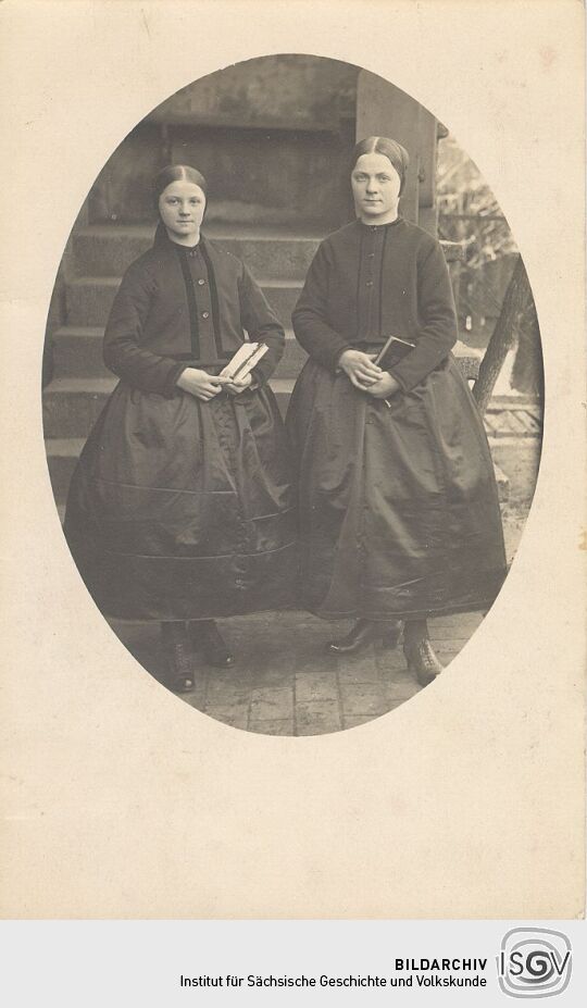 Konfirmandinnen aus Groß Partwitz