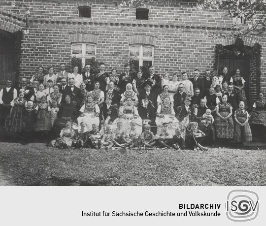 Hochzeitsgesellschaft aus Groß Partwitz