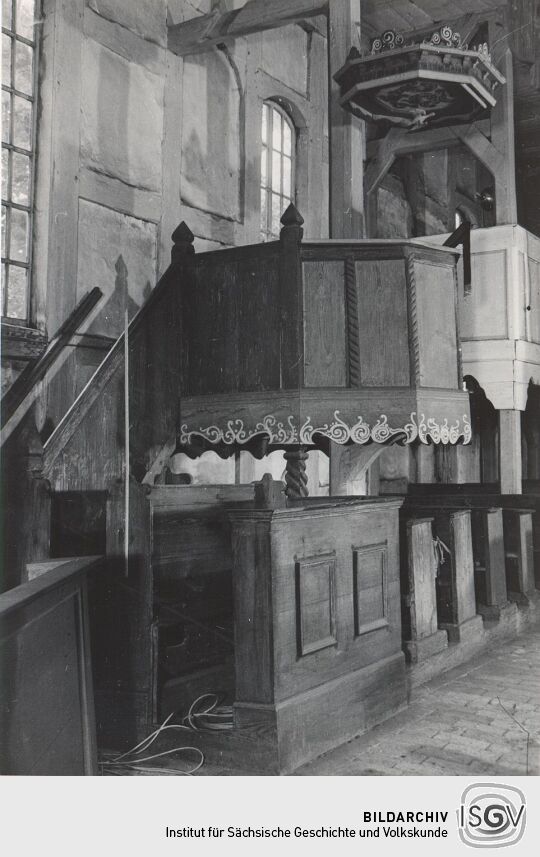 Die Kanzel in der Kirche von Groß Partwitz