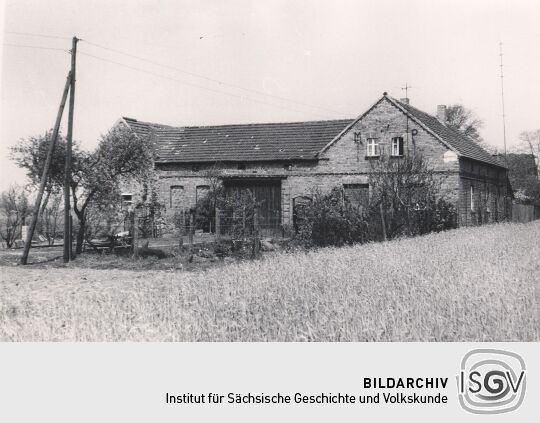 Blick auf einen Bauernhof in Groß Partwitz