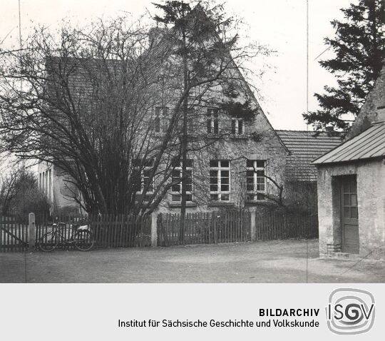 Das Schulgebäude in Groß Partwitz