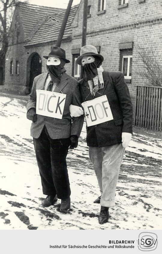 Frauenfastnacht in Groß Partwitz - ISGV Bildarchiv