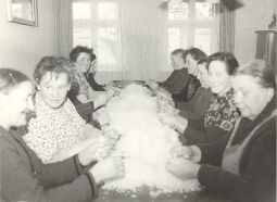 Bild: Federnschleißen in Groß Partwitz