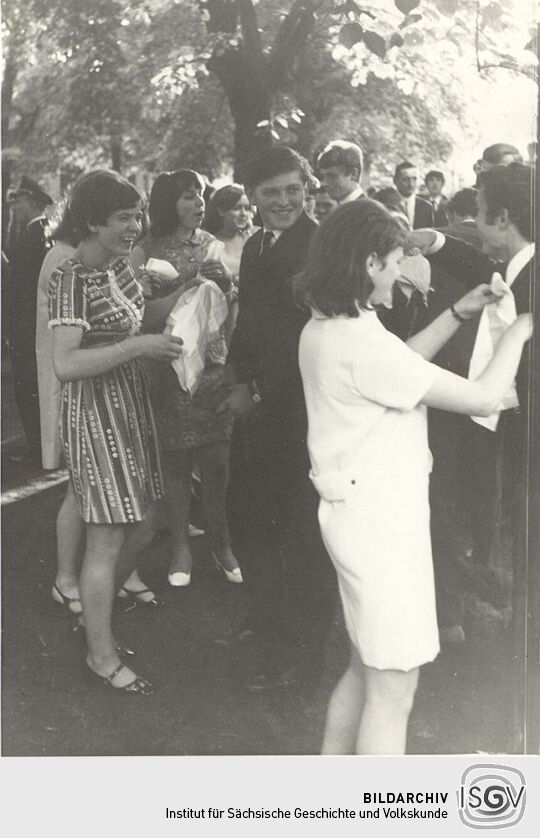 Maibaumwerfen in Groß Partwitz