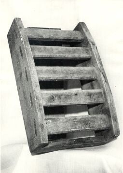 Bild: Quarkpresse aus Groß Partwitz im Sorbischen Museum