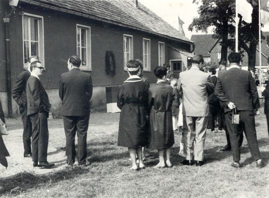 Enthüllung eines Gedenksteins in Schmerlitz