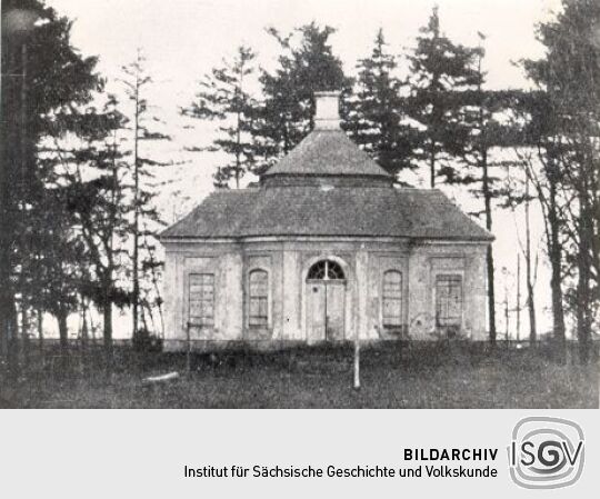 Gebäude in Neschwitz