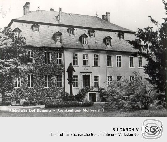 Das Krankenhaus Malteserstift in Räckelwitz