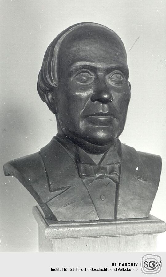 Portraitplastik von K.A. Kocor
