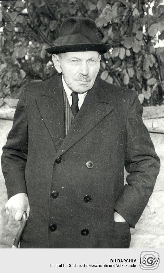 Ernst Hennersdorf aus Großdehsa