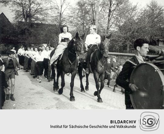 Maibaumwerfen in Radibor