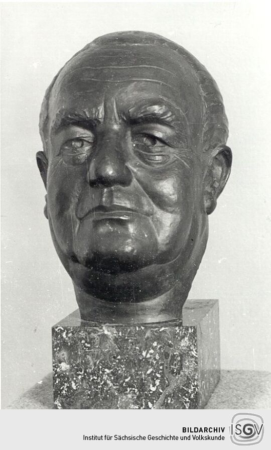 Büste Wilhelm Piecks