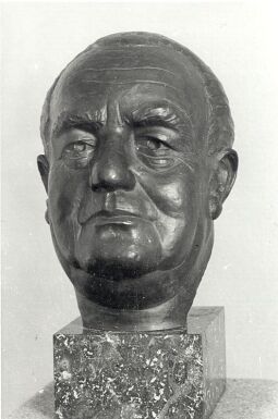 Bild: Büste Wilhelm Piecks