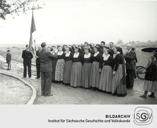 Denkmalenthüllung in Räckelwitz