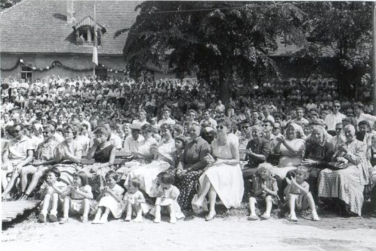 Festveranstaltung in Luttowitz