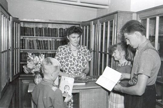 In der Dorfbibliothek von Kreckwitz