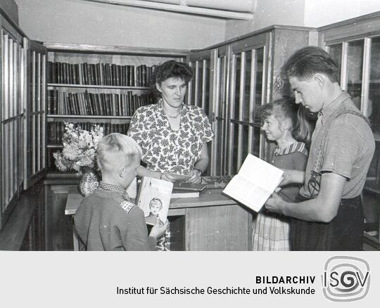 In der Dorfbibliothek von Kreckwitz