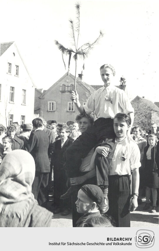 Maibaumwerfen in Radibor