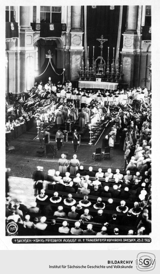 Trauerfeier für den verstorbenen König Friedrich August III.