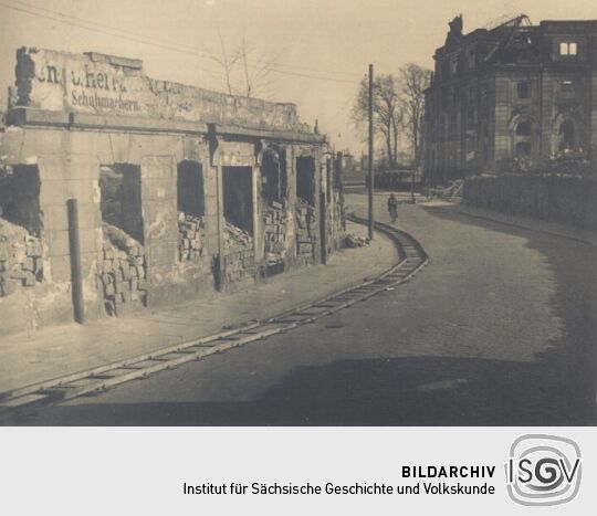 Trümmergleise in der Großen Meißner Straße im März 1952
