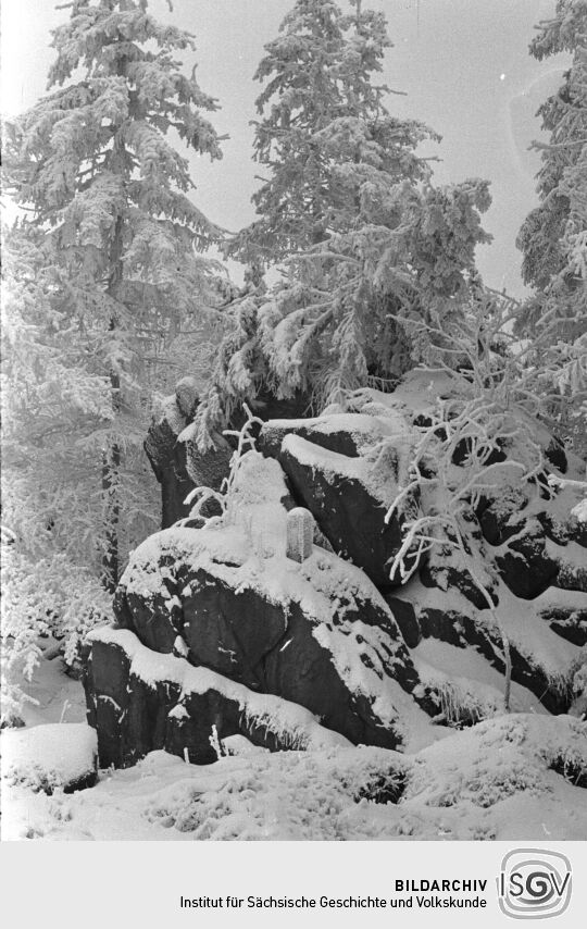 Landschaftsansicht mit dem Roten Stein