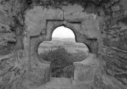 Bild: Schießscharte in der Burgruine Frauenstein