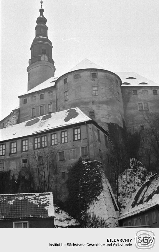 Ortsansicht in Weesenstein mit Schloss