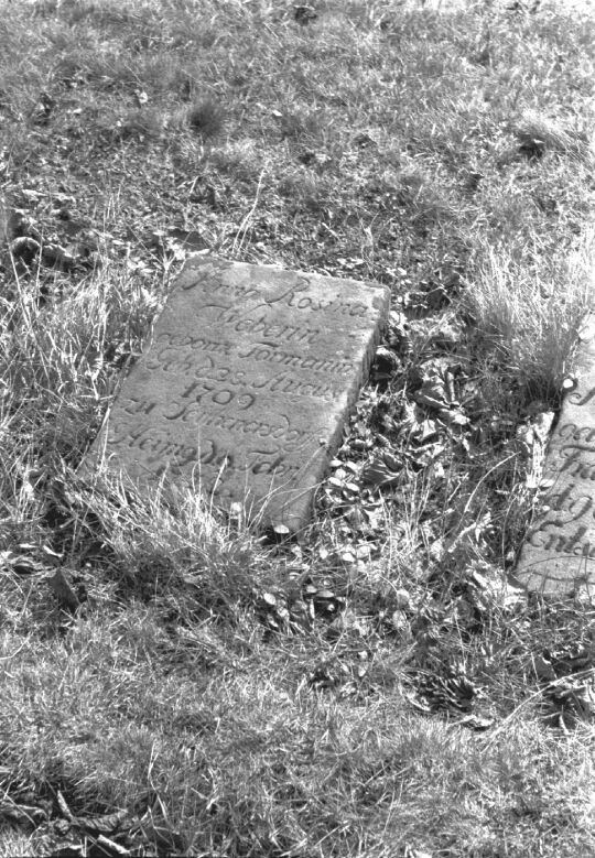 Grabplatten auf dem Herrnhuter Friedhof