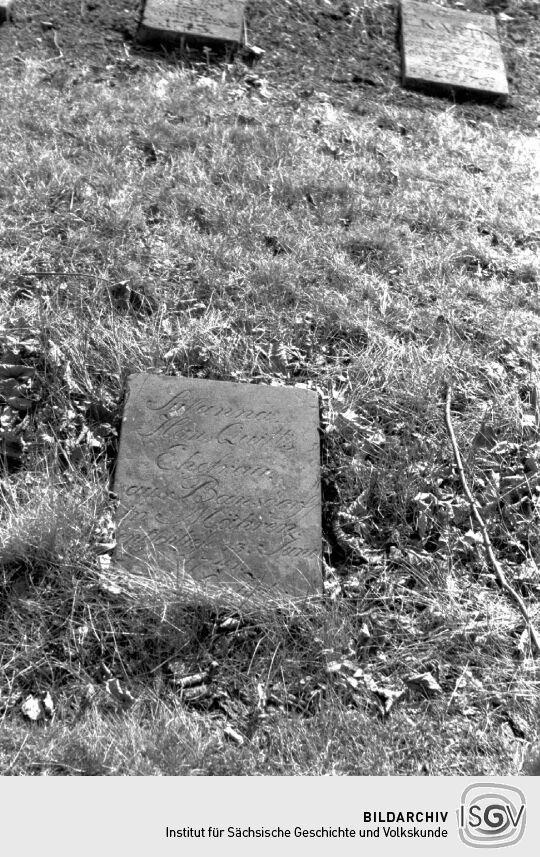 Grabplatten auf dem Herrnhuter Friedhof