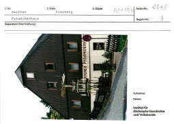 Bild: Pyramidenhaus