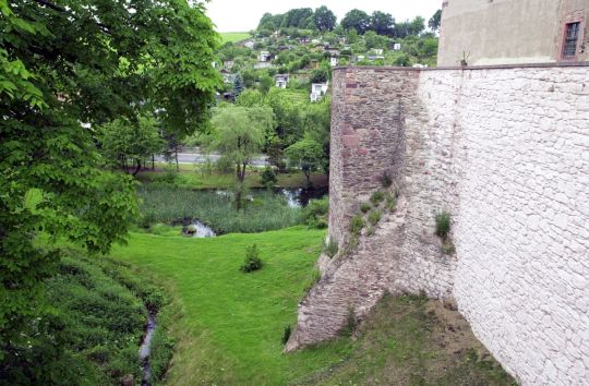 Reste des Wallgrabens von Schloß Rochlitz