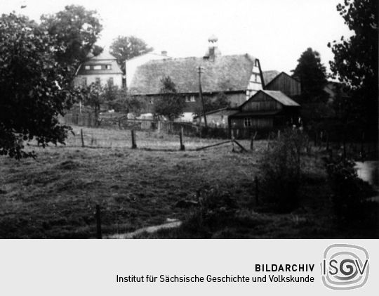 Gartenansicht der ehemaligen Oberen Mühle in Rodau