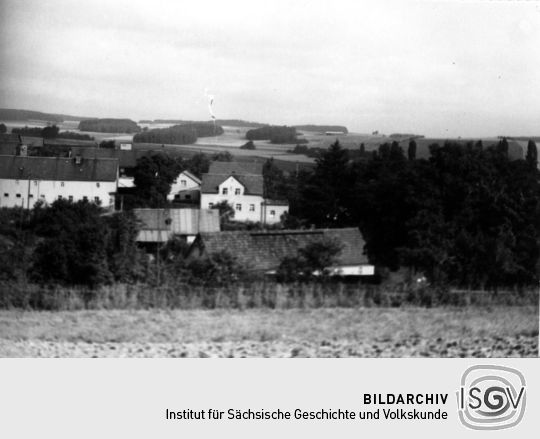 Blick auf Thossen (unterer Teil) vom Wartberghang aus