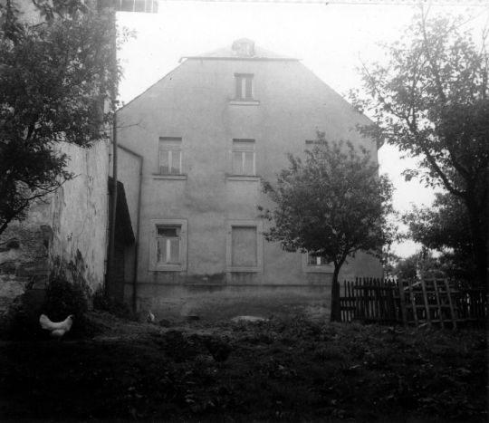 Wohnhaus und Vordergiebel des Gut Dietz in Tobertitz