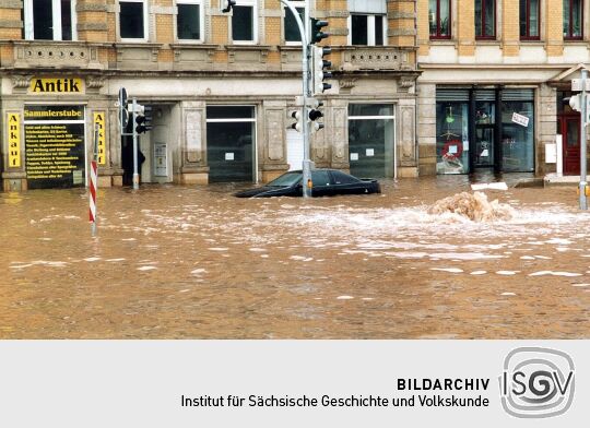 Hochwasser der Weißeritz in der Dresdner Innenstadt
