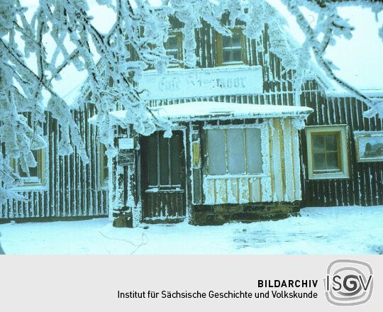 Eingang zur Gaststätte "Cafe Hochmoor" in Georgenfeld