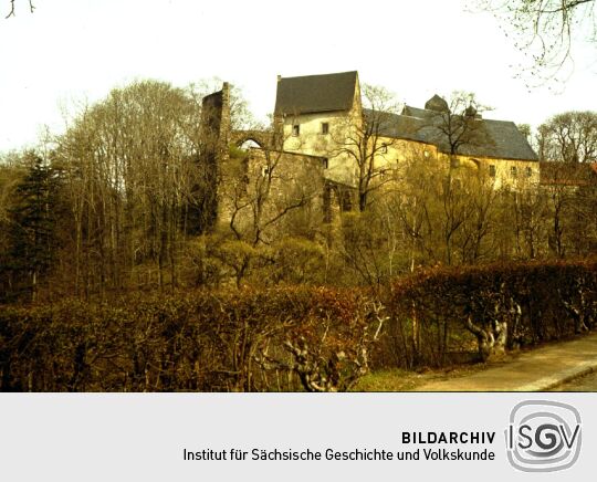 Burgruine und Schloß Lauenstein