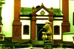 Bild: Innenhof von Kloster Marienstern