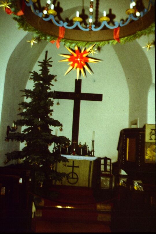 Geschmückte Waldkirche in Oberbärenburg