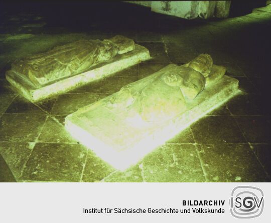 Grabplatten der Wettiner im Kloster Alt-Zella