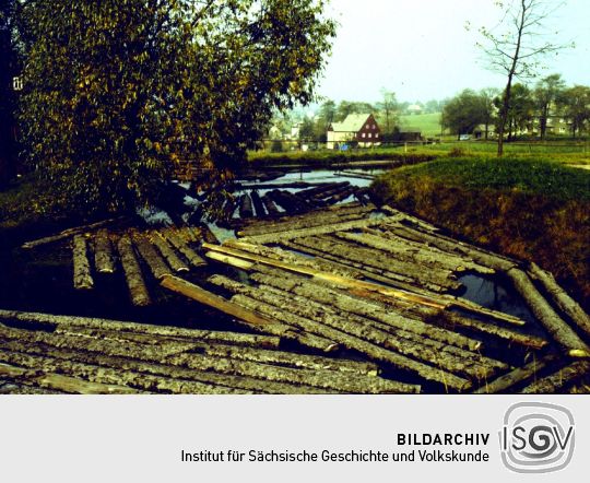 Holz zum Reifendrehen