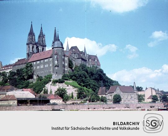 Blick zum Burgberg in Meißen