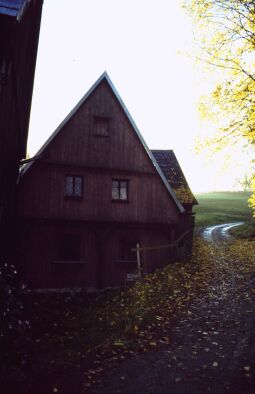 Bild: Bauernhof mit Auszugshaus