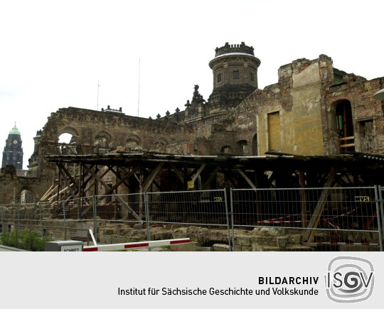 Ansicht der Ruine des Kurländer Palais
