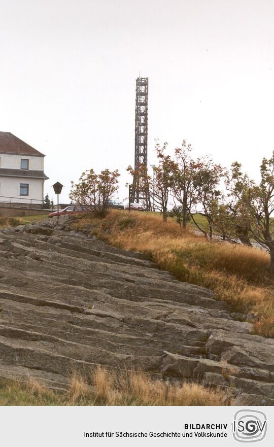 Turm neben der Gaststätte in Hirtstein