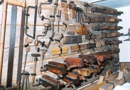 Bild: Werkzeuge eines Zimmermanns in Cunewalde