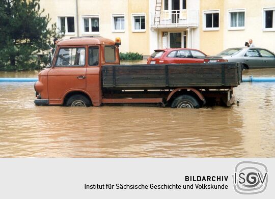 Hochwasser der Weißeritz in der Dresdner Innenstadt