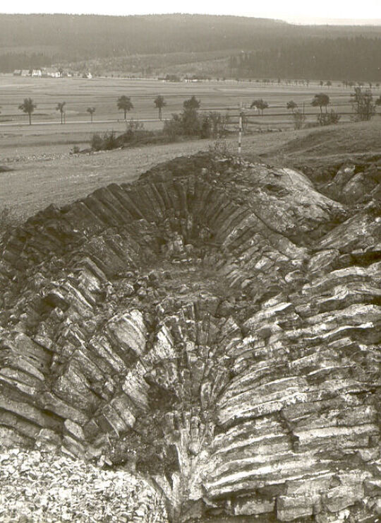 Basaltsäulenfächer am Hirtstein