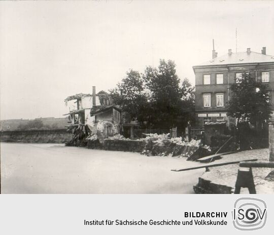 Durch Hochwasser zerstörtes Haus in Dresden